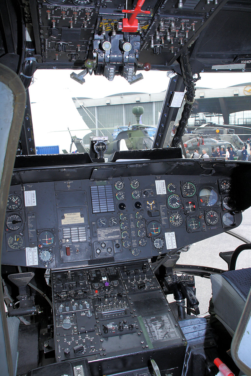 Sikorsky CH-53G - Cockpit des Transporthubschraubers der bundeswehr