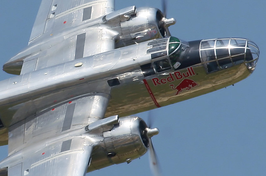 B-25 Mitchell - The Flying Bulls
