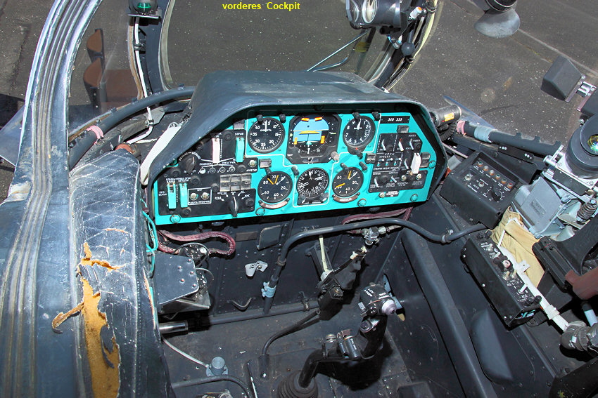 Mil Mi-24 D - Cockpit vorne