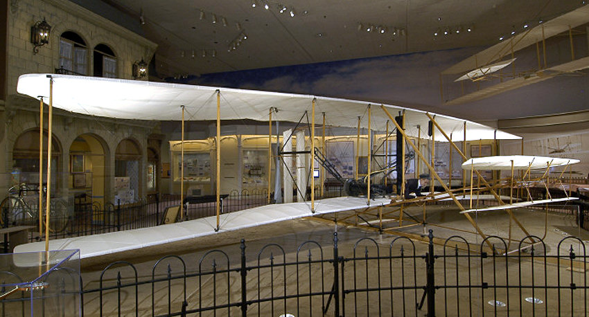 1903 Wright Flyer: Eines der ersten Motorflugzeuge der Brüder Wright