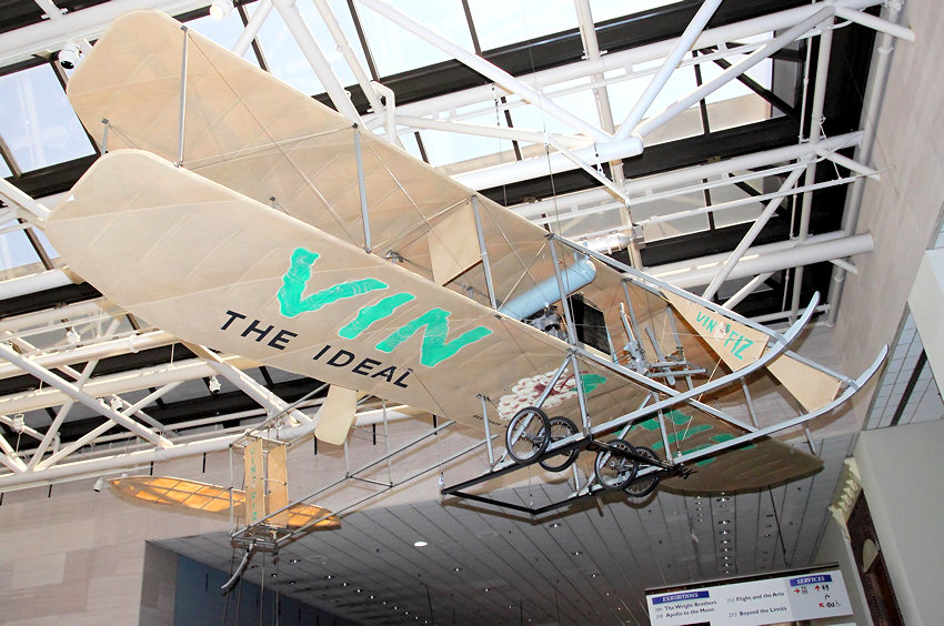Wright EX Vin Fiz: Die erste Überquerung der USA mit dem Flugzeug wurde 1911 durch Calbraith Perry Rodgers in 82 Stunden und 4 Minuten Flugzeit erreicht