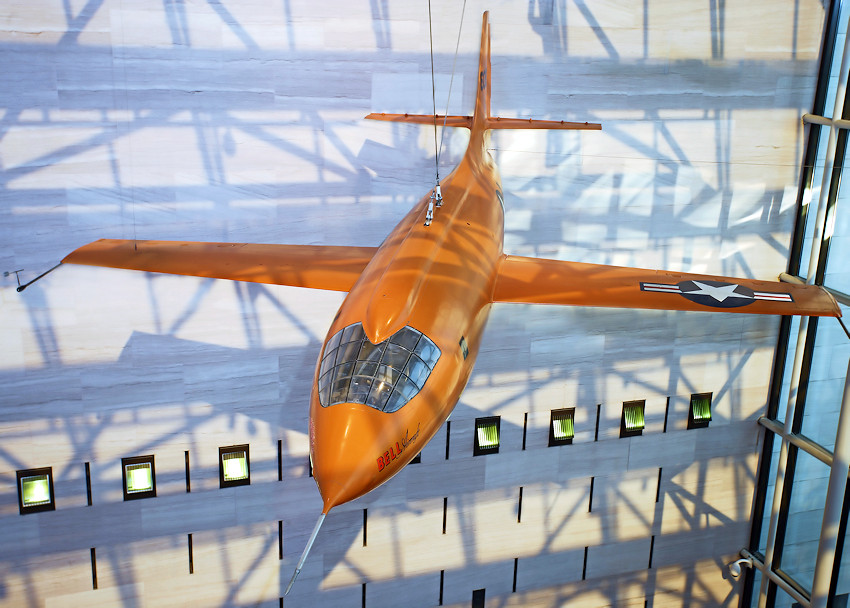 Bell X-1 - Glamorous Glennis