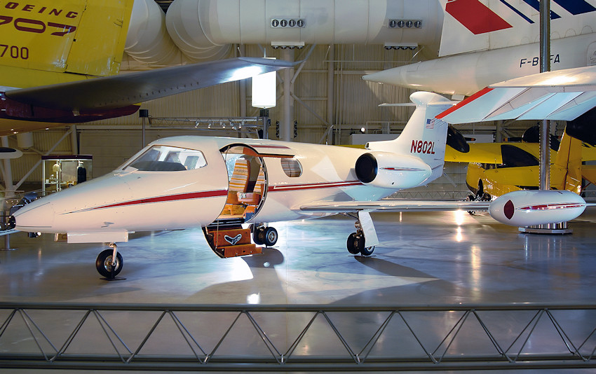 Lear Jet 23 - Display