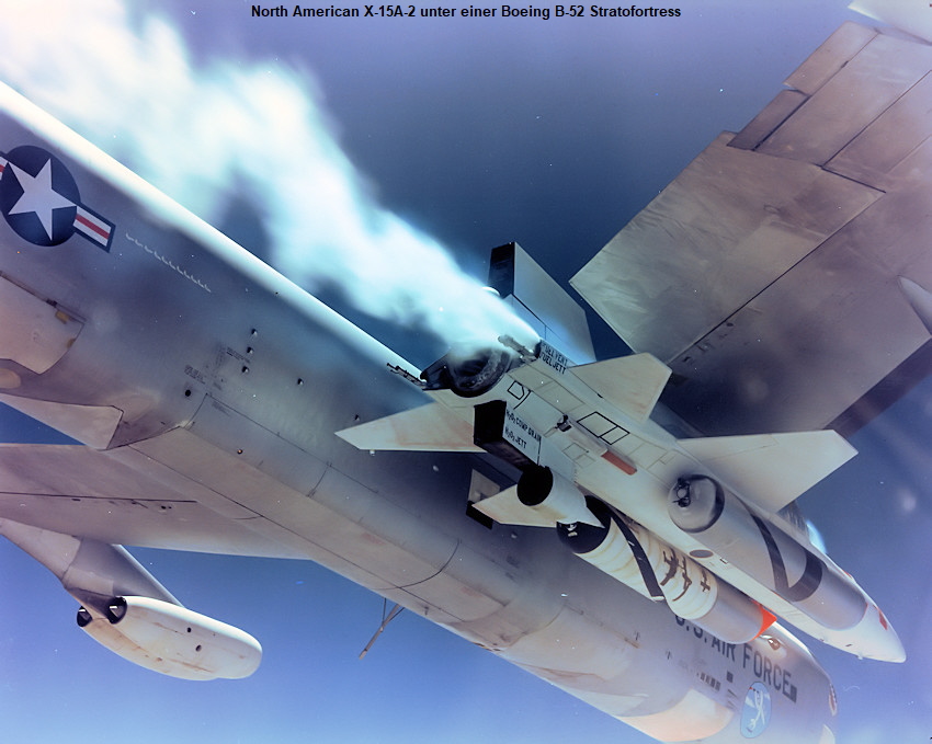North American X-15A-2 - unter einer Boeing B-52 Stratofortress