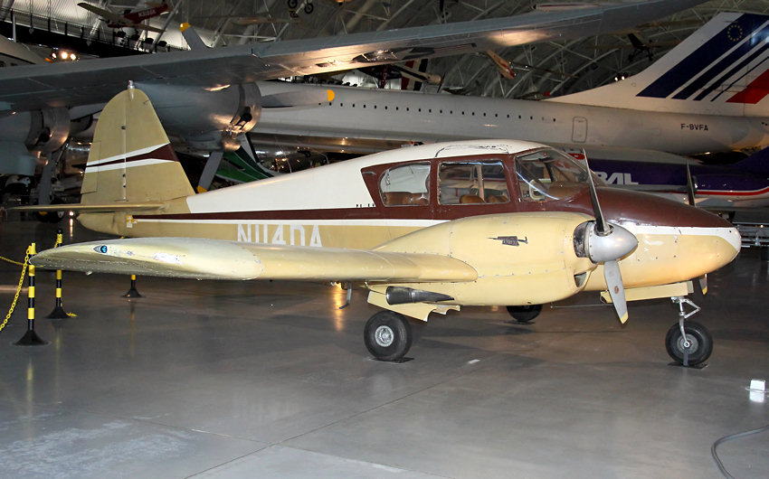 Piper PA-23 Apache: Das Flugzeug von 1954 war eines der ersten zweimotorigen Ganzmetall-Flugzeuge