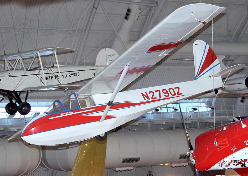 Schweizer SGU 2-22EK: kostengünstiges, einfach zu fliegendes Segelflugzeug von 1946 flog auf Air Shows