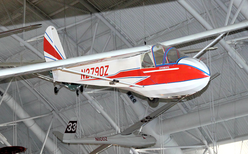 Schweizer SGU 2-22: Das Segelflugzeug von 1946 flog auf Air Shows