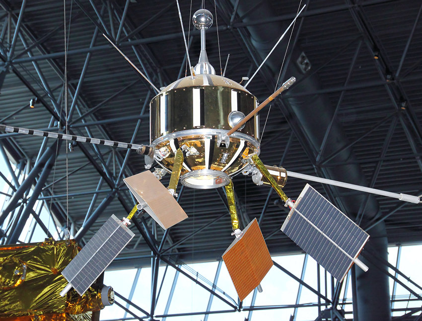 Ariel 1 satellite: Satellit, um die Ionosphäre und ihre Beziehung zur Sonnenstrahlung zu studieren (USA/GB)