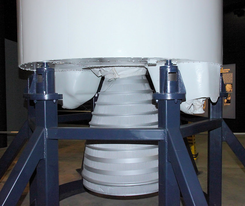 THOR AGENA Rocket: Mittelstreckenrakete Thor mit der steuerbaren Oberstufe RM-81 Agena