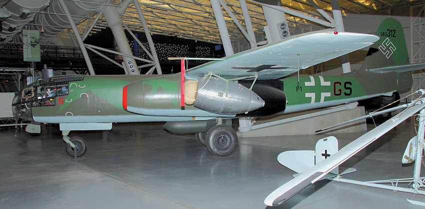 Arado Ar 234 Blitz: strahlgetriebener Bomber