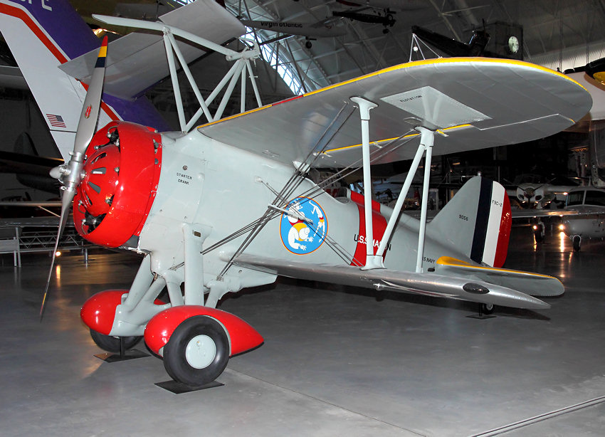 Curtiss F9C-2 Sparrowhawk: Jagdflugzeug zum Schutz der United States Navy Luftschiffe USS Akron und Macon