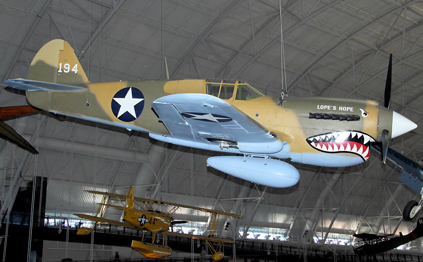 Curtiss P-40E Warhawk (Kittyhawk IA): amerikanisches Kampfflugzeug im Zweiten Weltkrieg