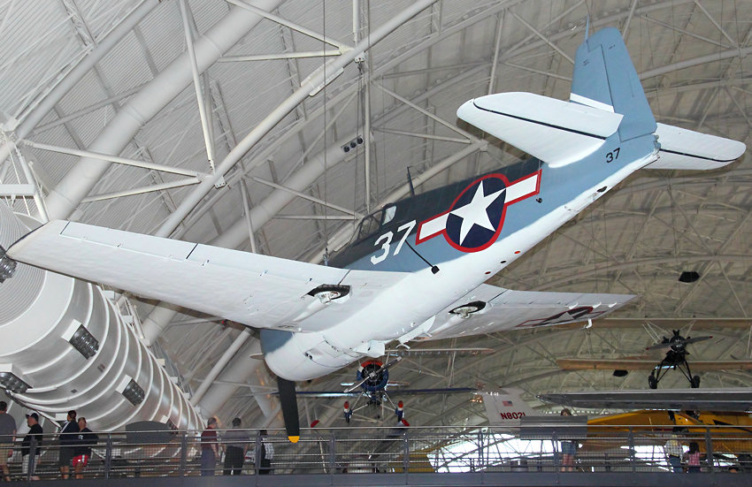 Grumman F6F Hellcat: trägergestütztes Jagdflugzeug der US-Navy von 1942