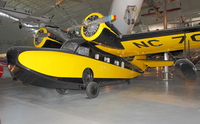 Grumman G-21 Goose: zweimotoriges Amphibienflugzeug in Ganzmetallbauweise von 1937