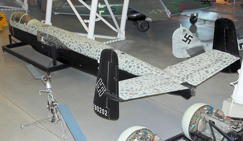 Heinkel He 219 Uhu: zweimotoriger Nachtjäger