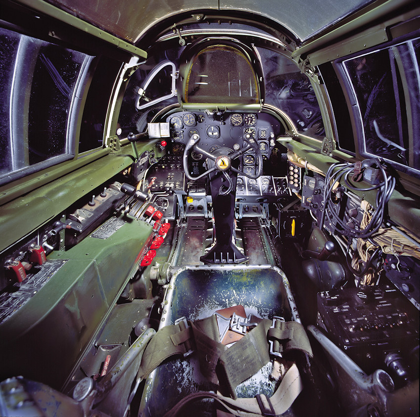 Northrop P-61C Black Widow - Cockpit