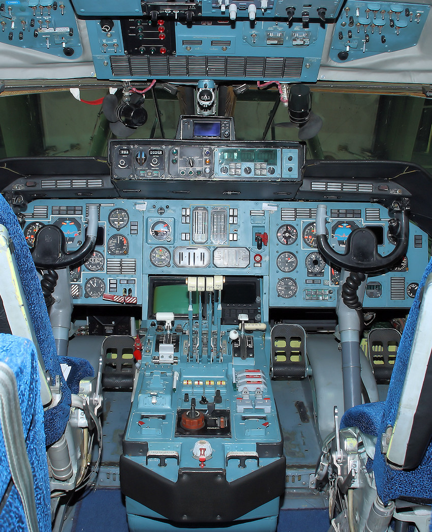 Antonow-Cockpit