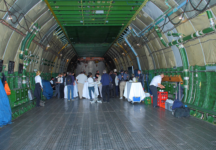 Antonow AN-124 Ruslan: größtes in Serie gebaute Transportflugzeug der Welt seit 1986