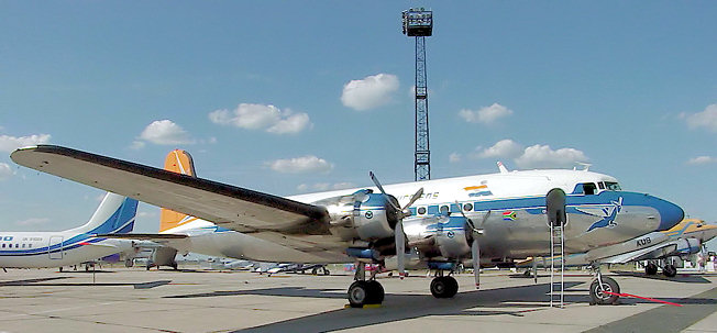 DC 4 Skymaster  - "Rosinenbomber"