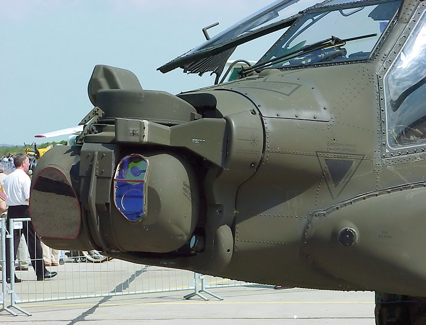 AH-64 Apache: schwerer Angriffs- und Panzerabwehrhubschrauber der USA