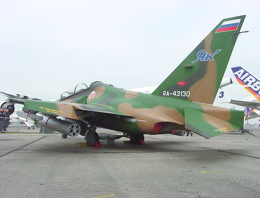YAK 130