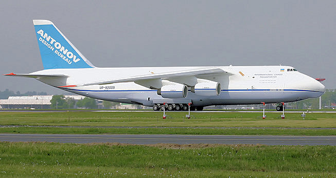Antonow AN 124