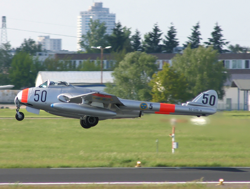 De Havilland DH 100 "Vampire": Start des Flugzeugs