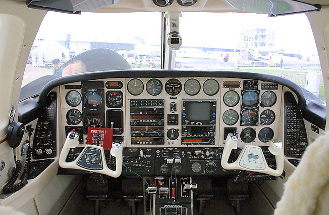 Duke B60 - Beechcraft