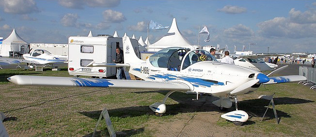 Ikarus Breezer