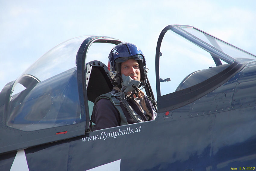 Chance Vought F4U-4 Corsair