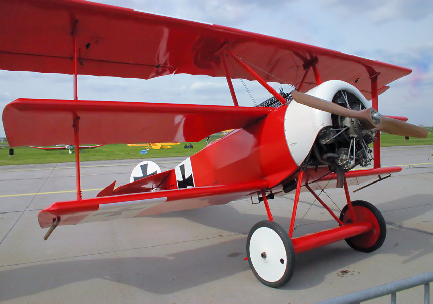 Fokker DR 1 - Rollfeld