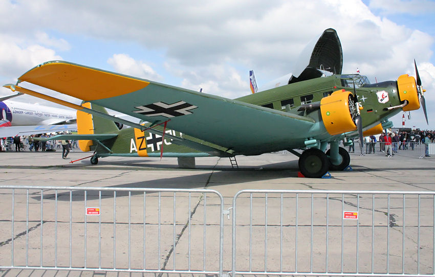 Junkers JU 52 / 3m: Flugzeug mit Wellblechbeplankung - Baujahr: 1932