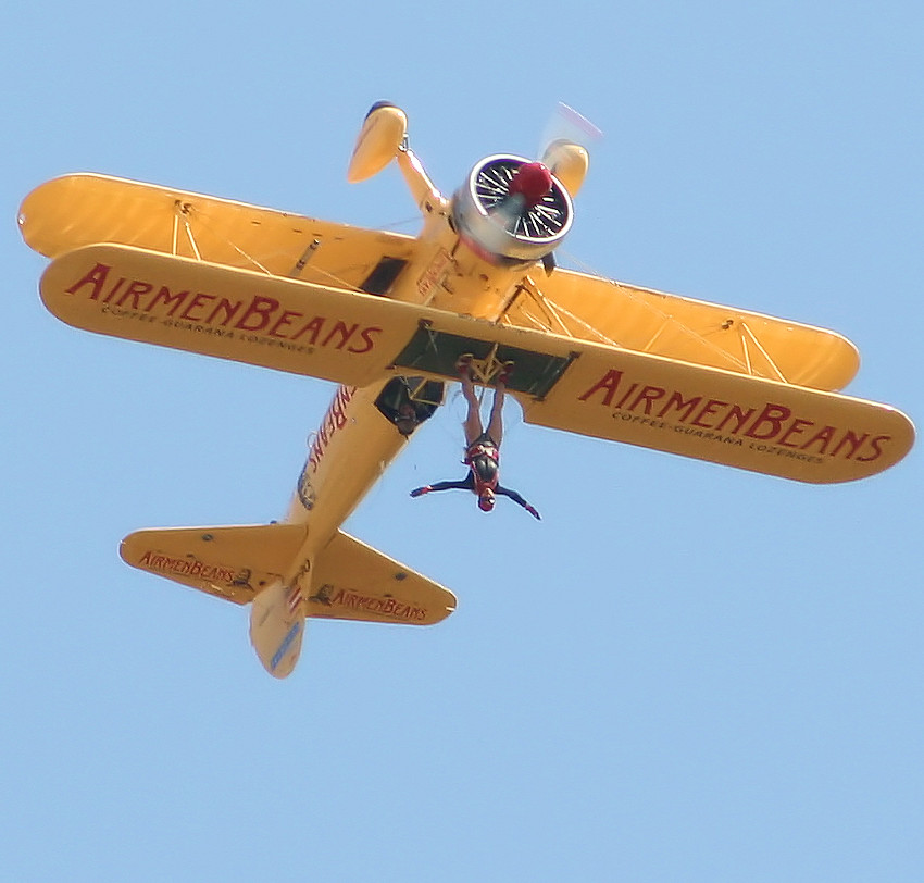 Stearman PT 17 - Looping 2