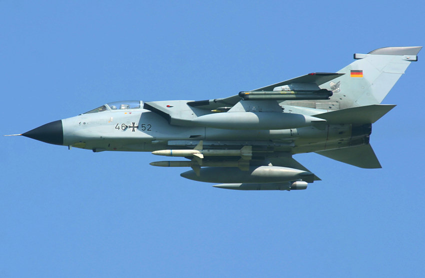 Tornado - Panavia Aircraft:  Flugansicht des Kampfflugzeugs