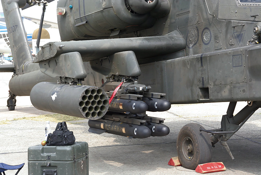 AH-64D - Waffen