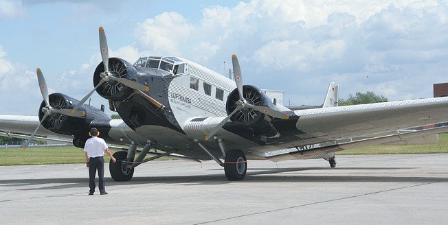 Junkers JU 52