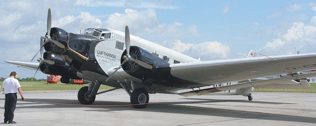 Junkers JU-52