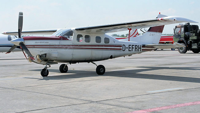 Cessna 210