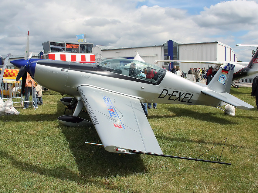 Extra 300 LP