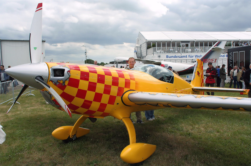 Extra 300 SP