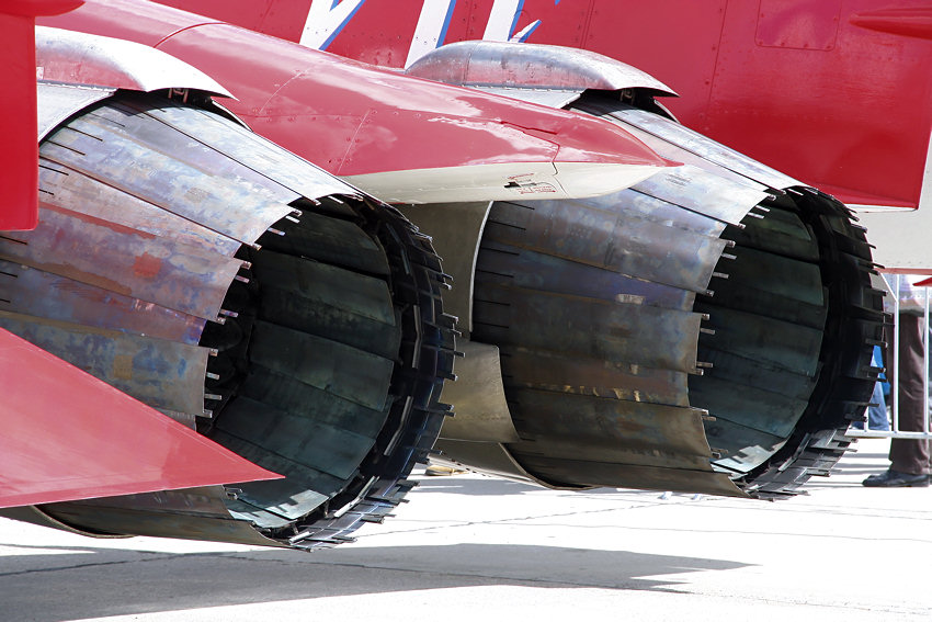 Mikojan Gurewitsch MiG 29M OVT: Version mit beweglichen Vektordüsen