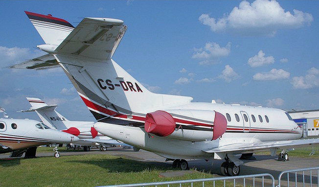 Hawker 1000