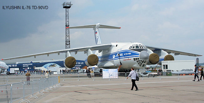 ILYUSHIN IL-76: schweres Transportflugzeug