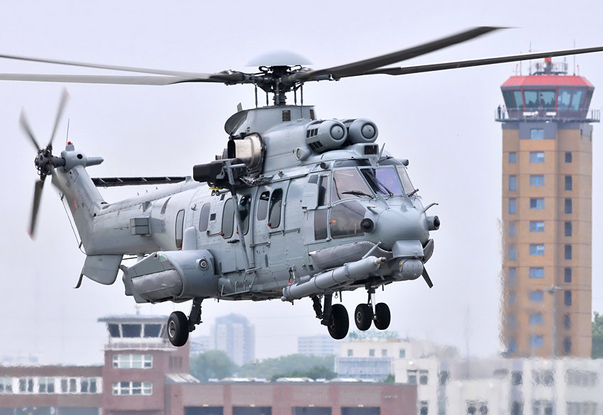 Eurocopter EC 725 Cougar (Caracal): taktischer Transporthubschrauber