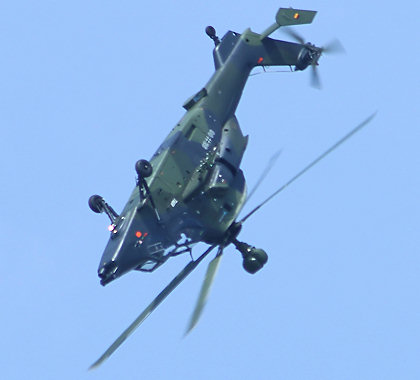 Eurocopter Tiger UHT - Looping 2