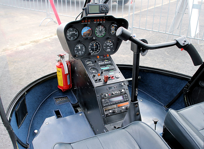 Robinson R22