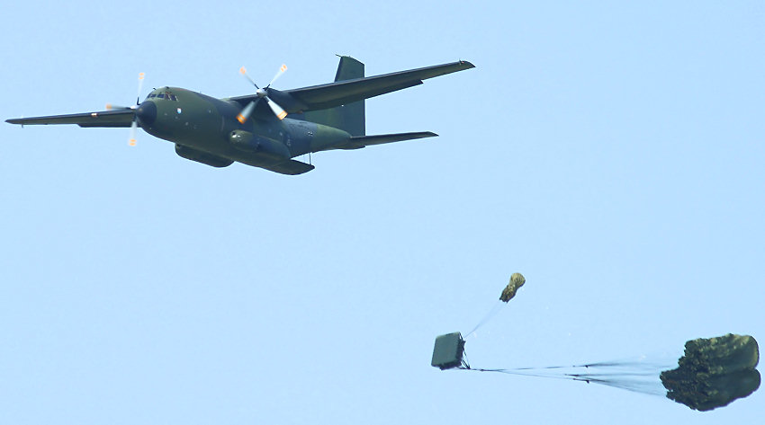 Transall C-160 - Frachtabwurf