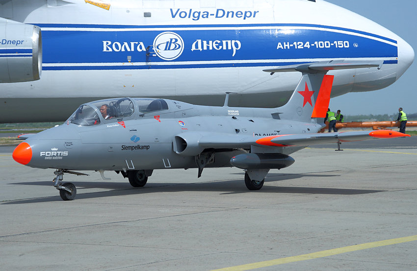 Aero L-29 Delfin: Schulflugzeug