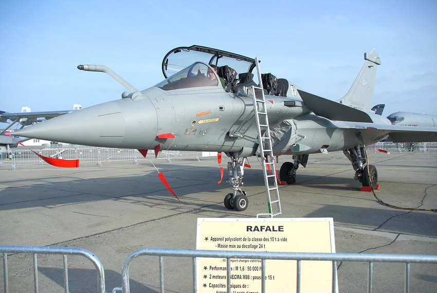 Die Dassault Rafale ist ein strahlgetriebenes Mehrzweckkampfflugzeug Frankreichs