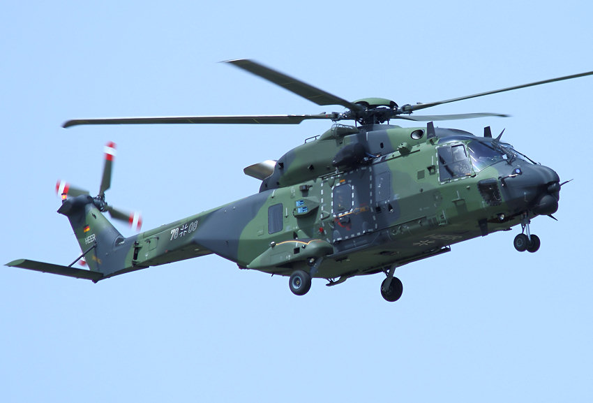 NH-Industries NH 90: Flugansicht des Transport- und Fregatten-Hubschraubers der BRD